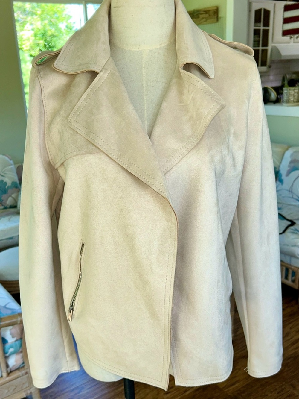 Philosophy Women’s Faux Suede Open Jacket Ivory/Beige Sz Medium Open Front